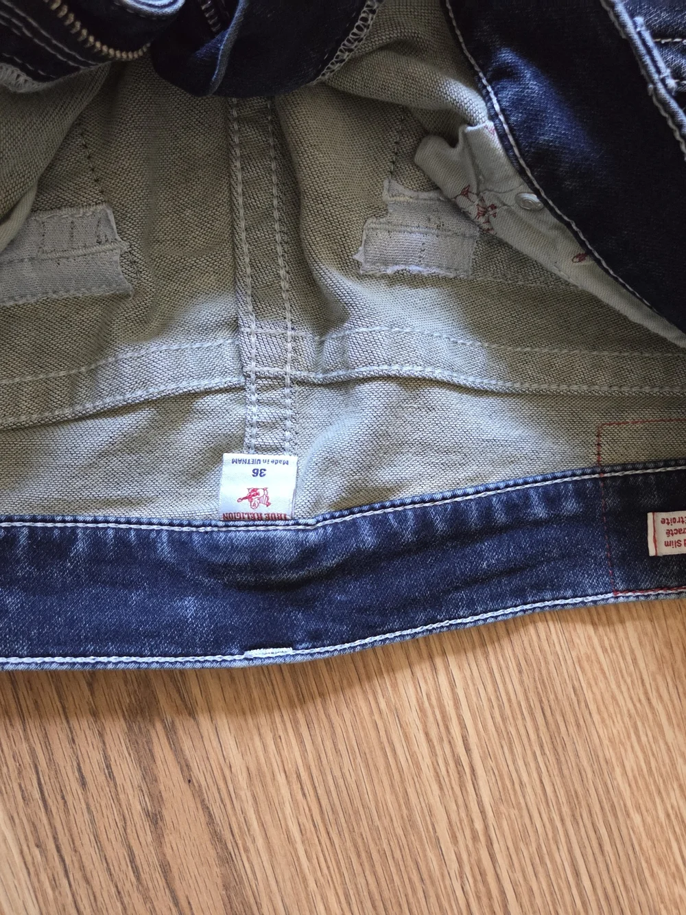 True Religion Geno Slim Fit Jeans Acid Wash Flap Pocket Men's Size 36